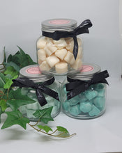 Load image into Gallery viewer, Jar of Hearts Soy Wax Melts - Sweet Treats Fragrances 400g
