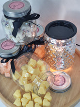 Load image into Gallery viewer, Jar of Hearts Soy Wax Melts - Perfume Fragrances
