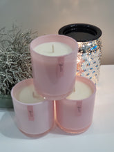 Load image into Gallery viewer, Soy Wax Candles - Sweet Treats Fragrances 300ml
